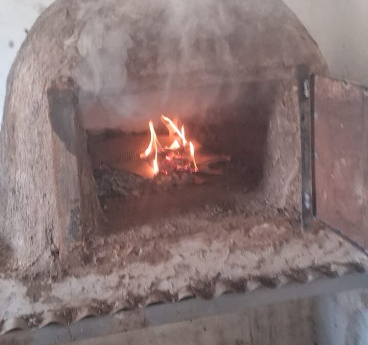 Taller de oficio en el CSC – Valdocco – Horno de barro