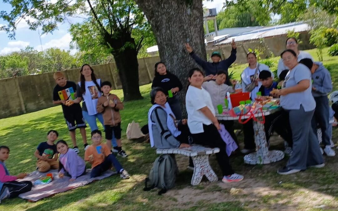 La Comunidad Virgen de Guadalupe visita el hogar de abuelos «Casa Misionera de la Caridad»