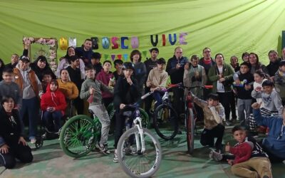 Con una bicicleteada por los barrios -la primera, que no la última- celebramos nuestro patrono Don Bosco